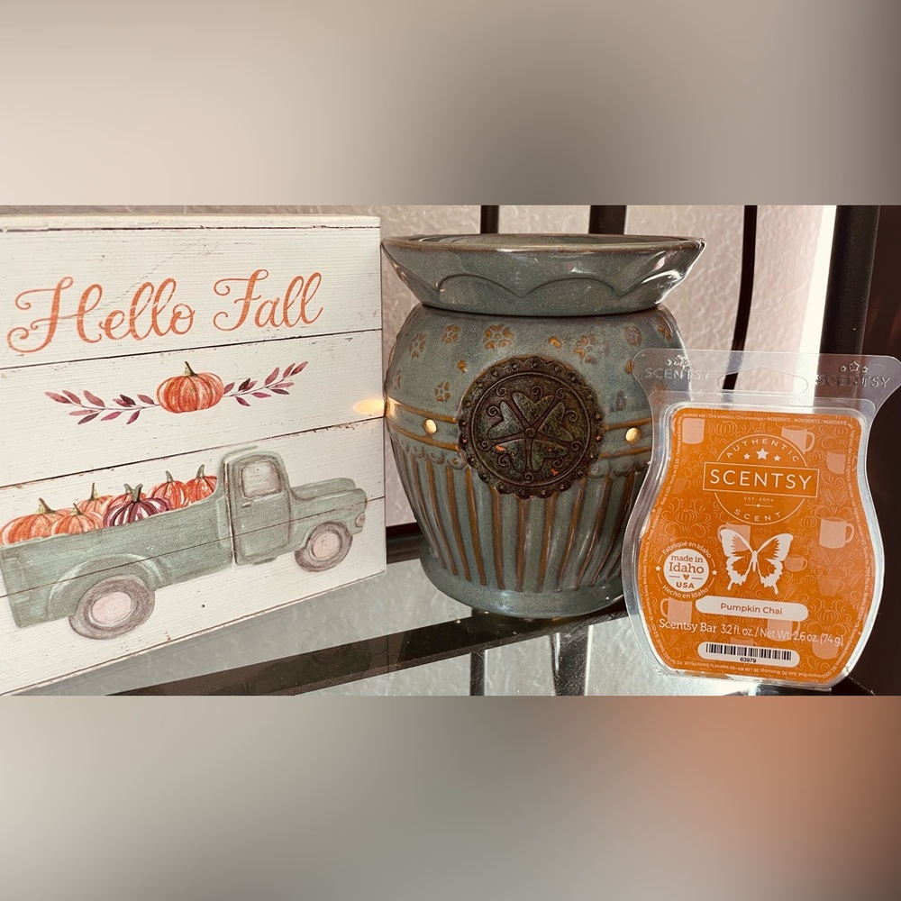 If you are unfamiliar with Scentsy, I sell wax melts and melting lamps!